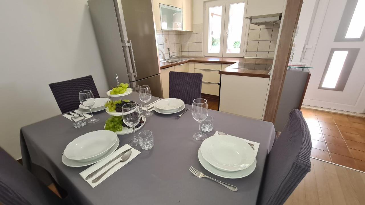 Apartamento Romeo Sukošan Exterior foto