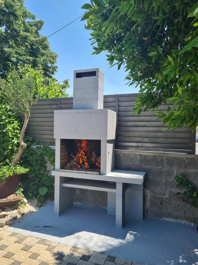 Apartamento Romeo Sukošan Exterior foto