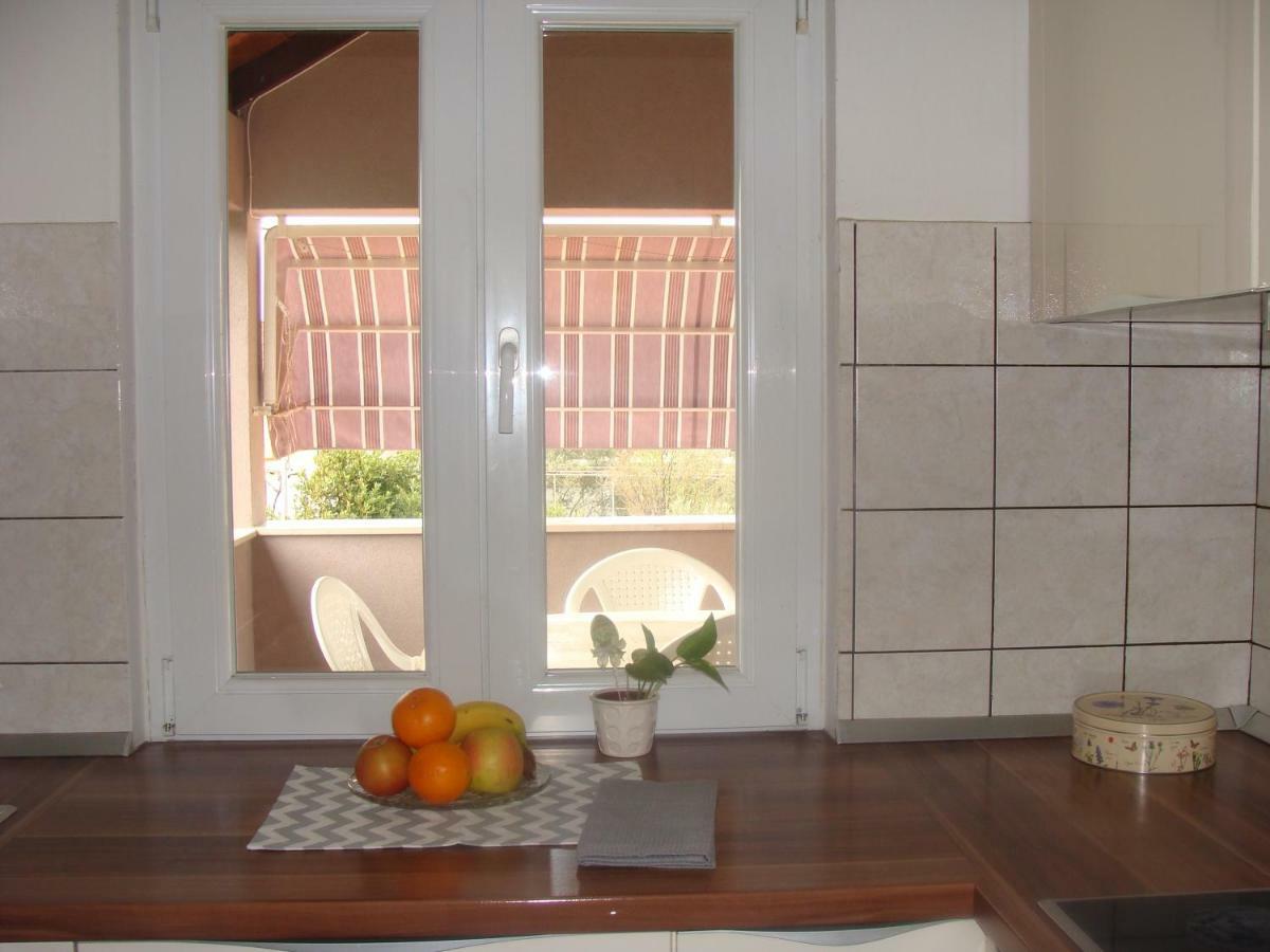 Apartamento Romeo Sukošan Exterior foto