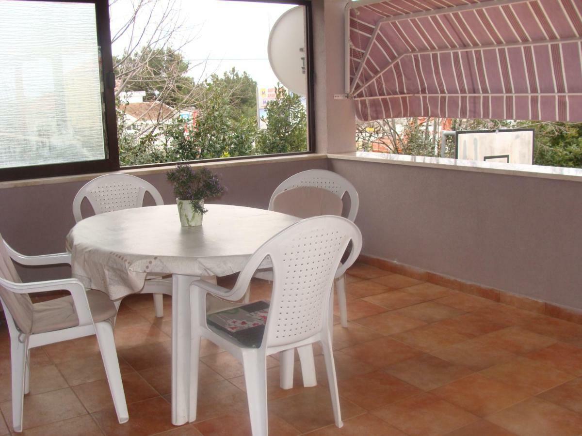 Apartamento Romeo Sukošan Exterior foto